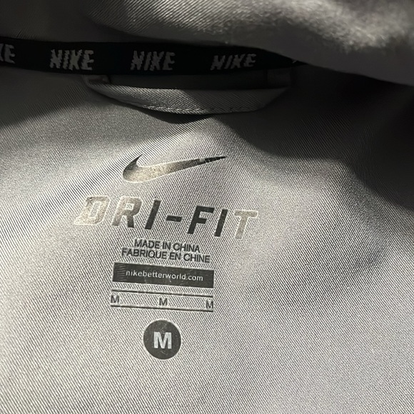 Nike Dri-Fit spring jacket - Picture 2 of 2